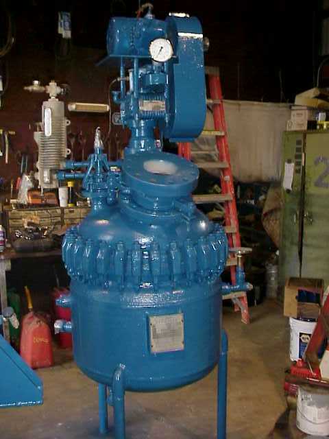 ***SOLD*** 50 Gallon PFAUDLER Used Glass Lined Reactor. Mounted on legs. Rated 275/FV @ 450 Deg.F. Internal.  Jacket rated 150 PSI @ 650 Deg.F.  Equipped with 2.5 DWV 50210AKC Drive, 175 rpm output. 230/460 volt, 2 HP,  2