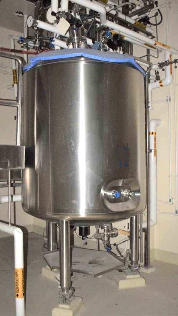 ***SOLD*** 528 Gallon (2000 Liter) Feldmeier Sanitary Reactor with Mixer. 316L Stainless Steel. Approximate 56