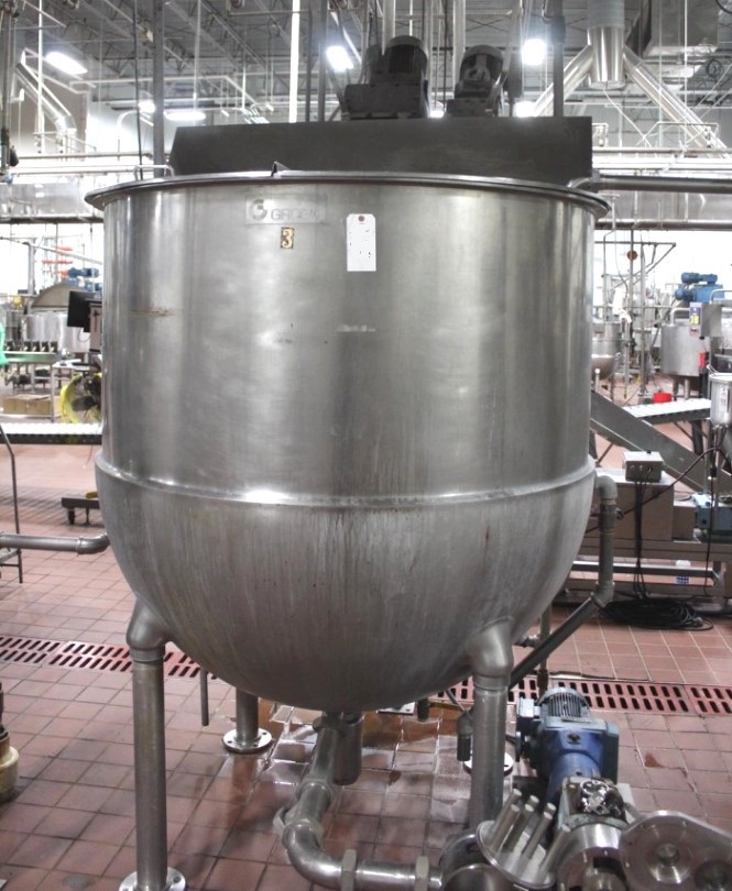 ***SOLD*** used 500 Gallon Groen Jacketed Mix Kettle with Double Motion/twin action Inclined Scrape Surface agitation with Secondary Paddle Agitator. Sweep drive is 5 HP 230/460 volt into vari-speed gear reducer. 3 HP Paddle drive into Vari-speed gear reducer. Jacket rated 100 PSI @ 338 Deg.F.  Model INA/2/TA-500.  S/N 99886-1. 3