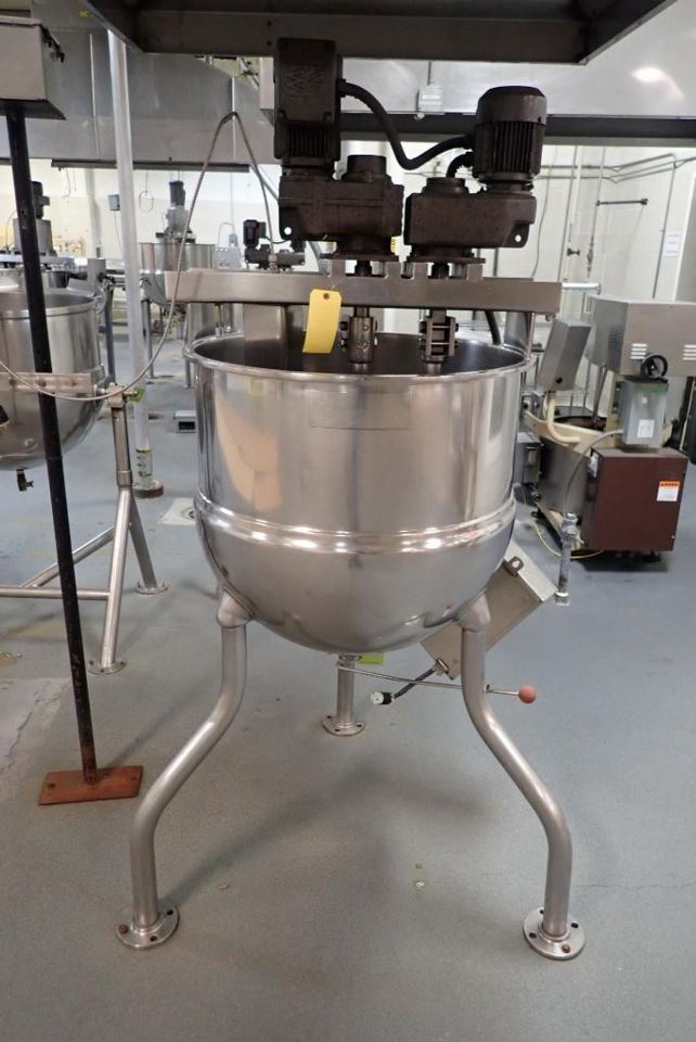 used GROEN 60 Gallon Stainless Steel Double Motion Jacketed Mix kettle. Model TA-60. Has sweep with scrapers and tree mixers. Motors are .75 and .5 HP, 3 ph, 230/460 volt.   Jacketed rated 125 PSI @ 353 Deg. F.  Last used in sanitary food plant. NB#139000. Video of unit running available. 