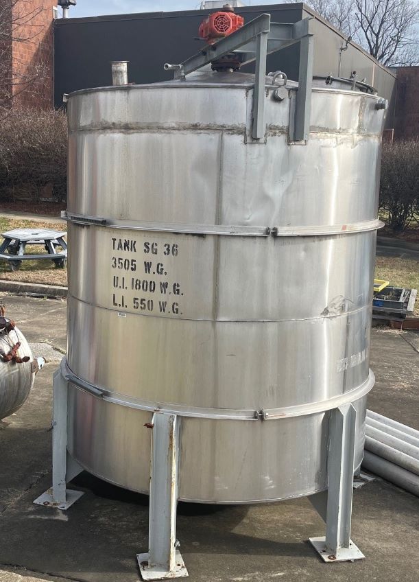***SOLD*** 3500 Gallon Stainless Steel Mix Tank. Top mounted mixer (no motor). 8'3
