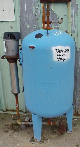 40 gallon carbon steel tank with TEEL pump on bottom outlet. Dish top and bottom.  1'9