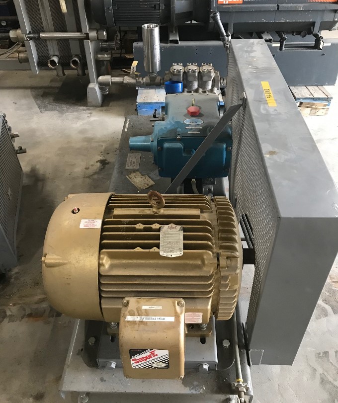 ***SOLD*** 1-used Cat Pumps model 6761 high pressure triplex positive displacement, reciprocating plunger pump. 316 Stainless Steel. 2