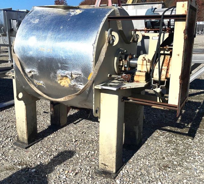 Used approx. 300 Gallon (40 Cu.Ft.) Stainless Steel Jacketed Paddle Blender last used for Chocolate.  46