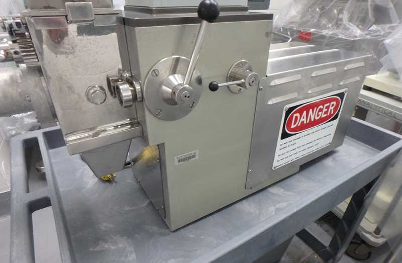 ***SOLD*** used Frewitt model GLA ORV Oscillating Granulator. Stainless Steel sanitary construction. 115 Volt. Includes box of approx (30) screens. Video of unit running available. 