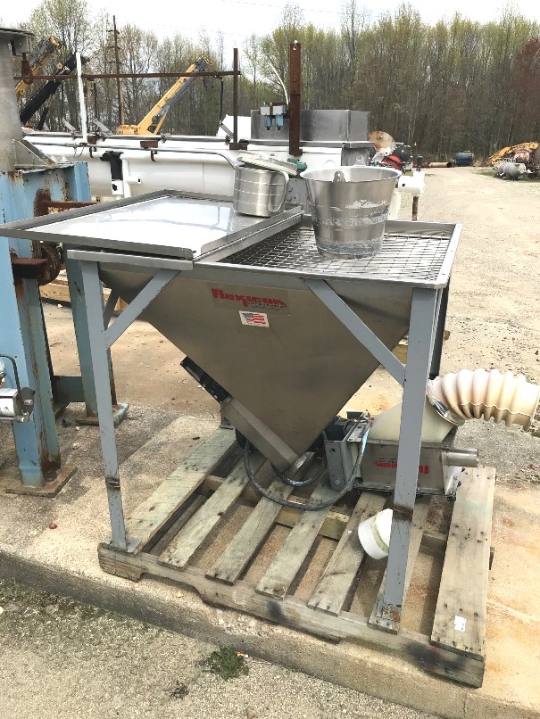 ***SOLD*** used Flexicon Flexible Screw Feeder with Explosion proof motor and Stainless Steel Hopper. Hopper is 3' x 3'x 3' deep.  Has 9' Overall length Flexible screw.  Approx 2