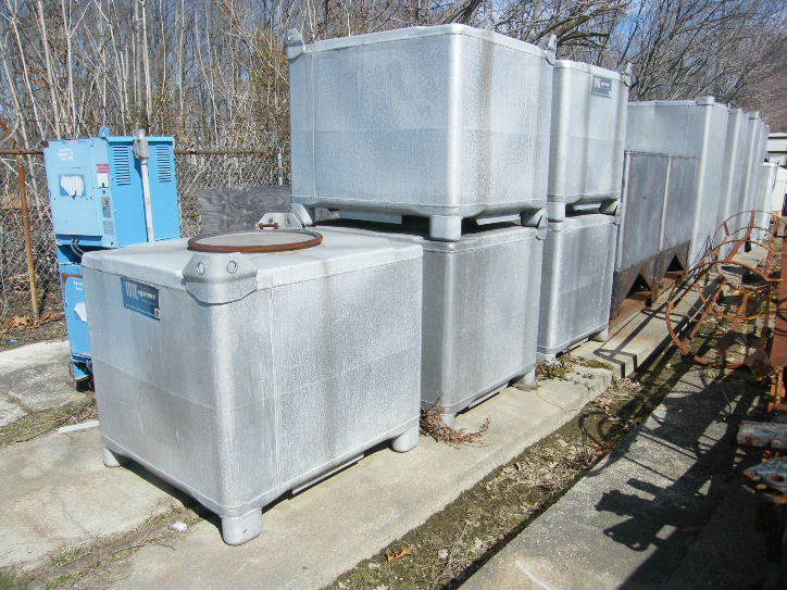 (4) Each, Hopper/Tote/Bin/Tank.  Approx. 40 Cu.Ft.  Aluminum (Al) bulk storage tote tank.  4' x 3'6