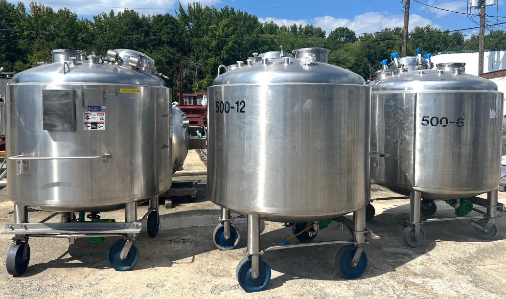 (3) 500 Gallon Sanitary 316L Stainless Steel Reactor/Fermenter built by Walker.  Internal Rated 50/Full Vacuum @ (-20)/ 300 Deg.F..  Jacket Rated 150/Full Vacuum @ (-20)/ 300 Deg.F..  Units have Bottom mounted mixers (one unit missing internal mixing prop).  Unit has top opening to facilitate top mounted mixer. 2
